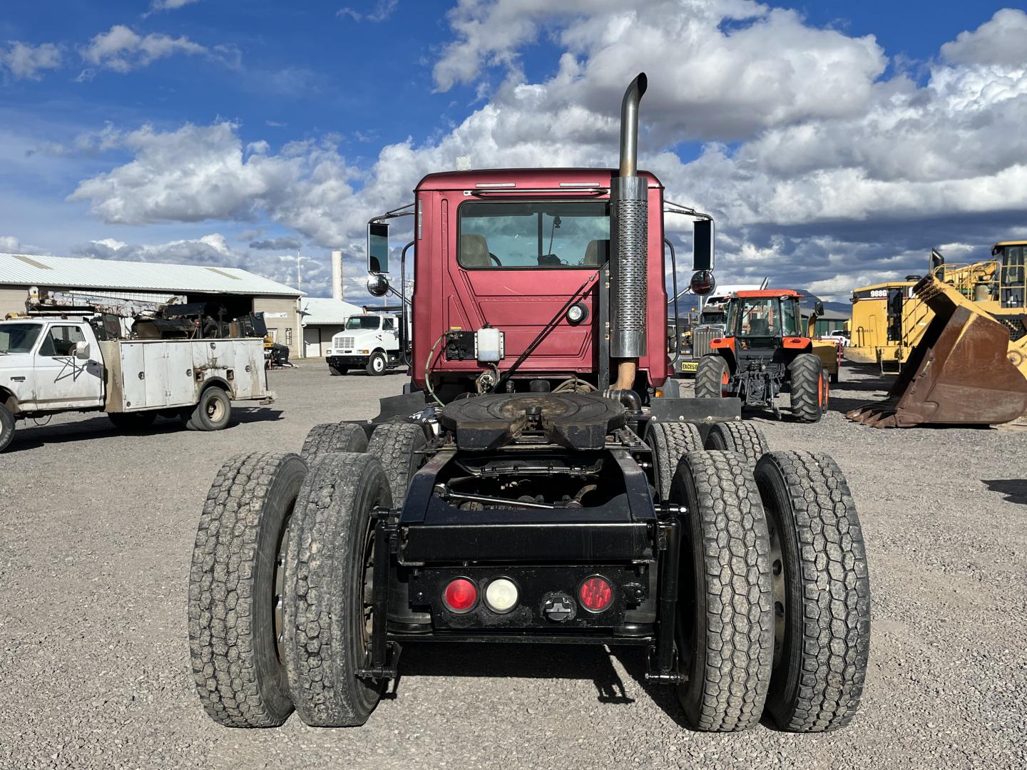 TRACTOCAMION MACK CX613